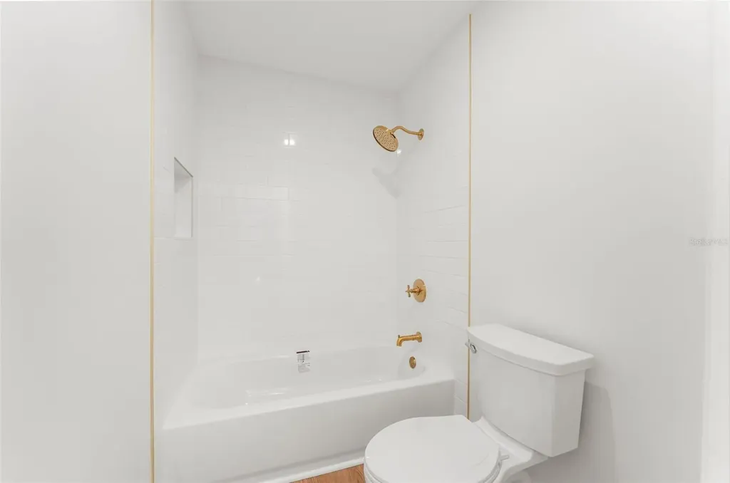 3853 NW 33rd Place Gainesville FL 32606