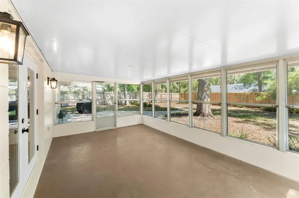 3853 NW 33rd Place Gainesville FL 32606