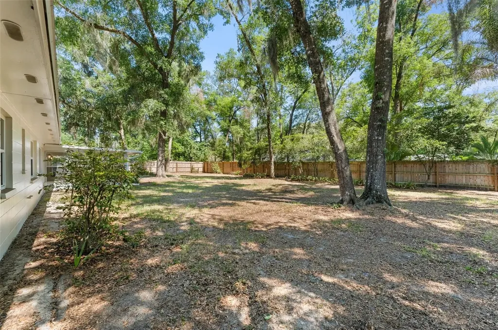 3853 NW 33rd Place Gainesville FL 32606