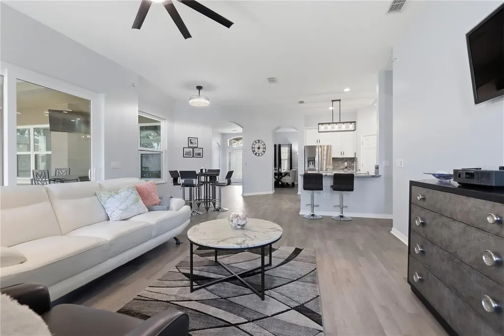 486 Woodford Drive Debary FL 32713