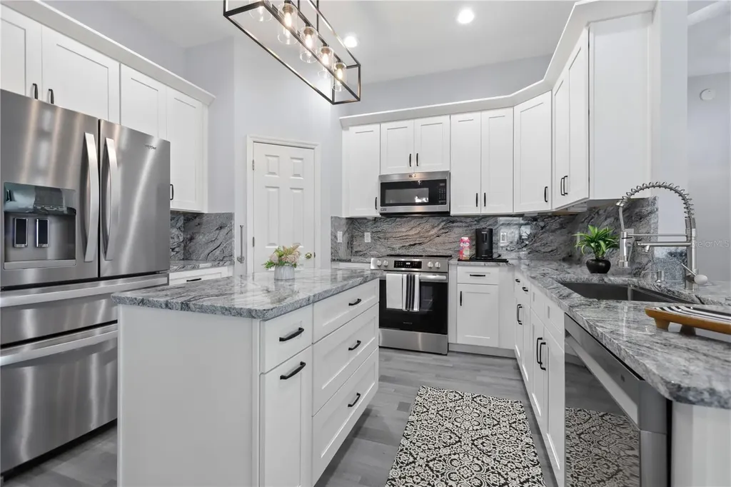 486 Woodford Drive Debary FL 32713