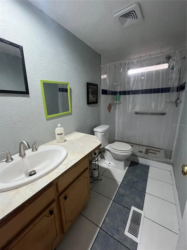 10330 NE 90th Street Bronson FL 32621