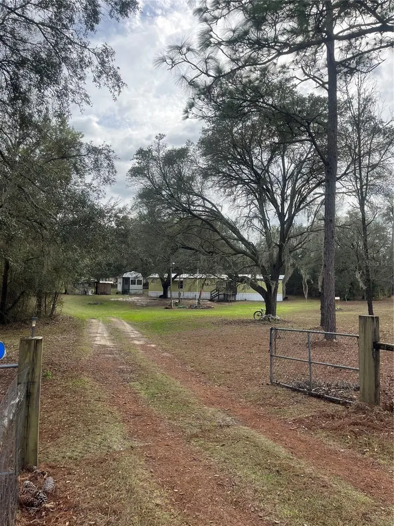 10330 NE 90th Street Bronson FL 32621