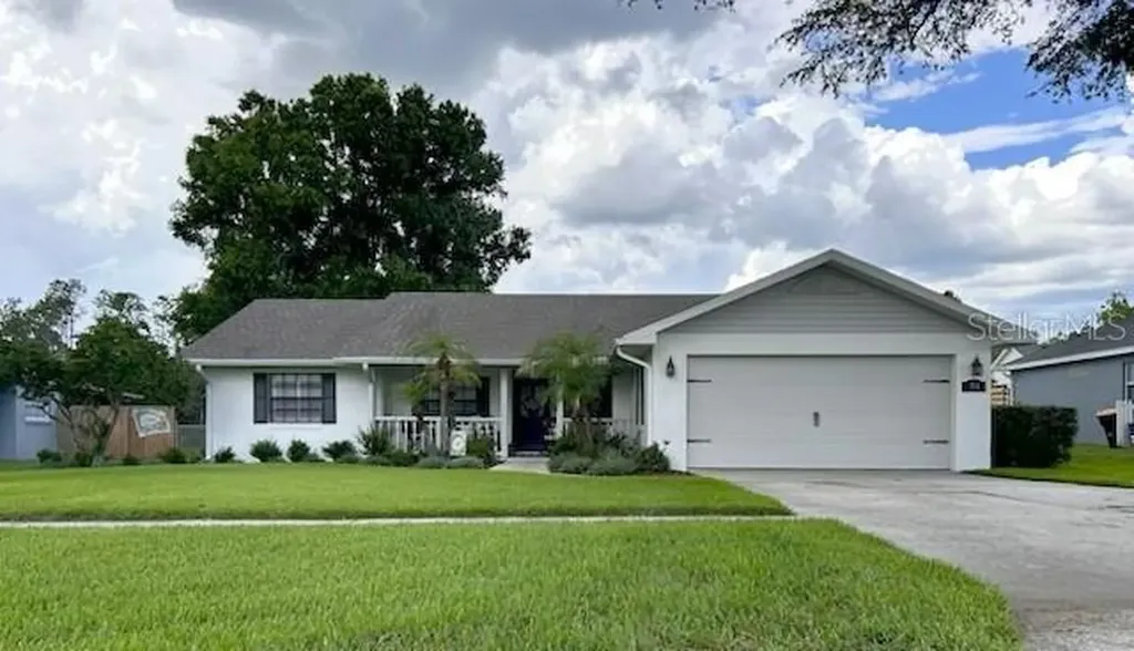 334 Palmview Circle N Auburndale FL 33823
