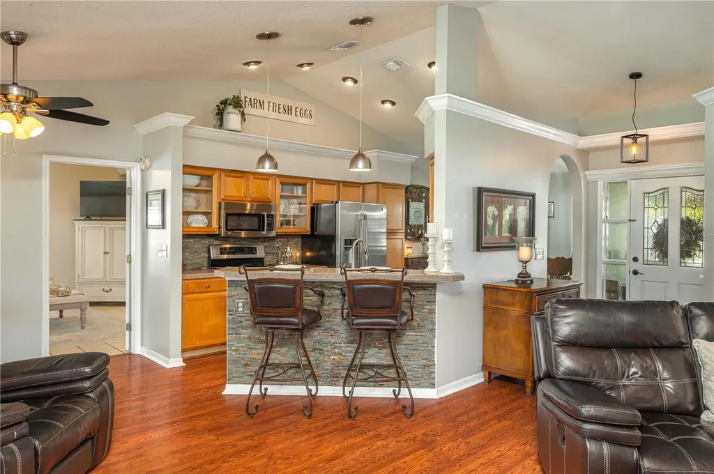 334 Palmview Circle N Auburndale FL 33823