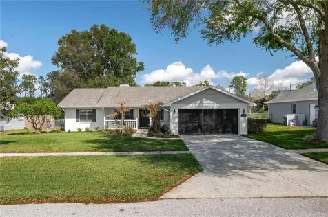 334 Palmview Circle N Auburndale FL 33823