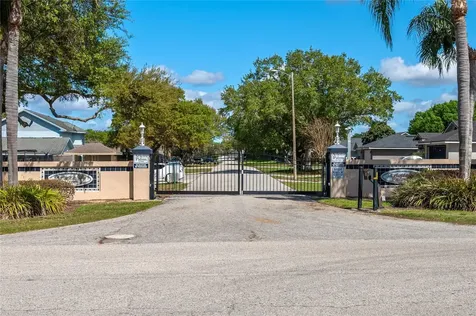 334 Palmview Circle N Auburndale FL 33823