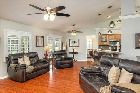 334 Palmview Circle N Auburndale FL 33823
