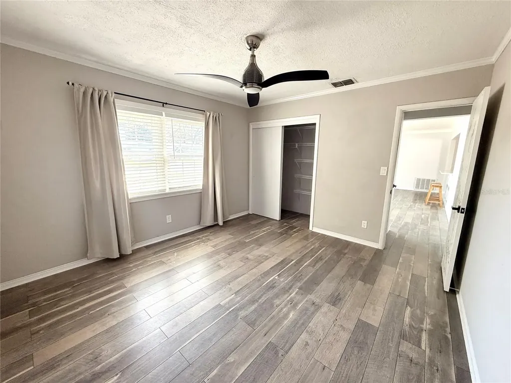 4773 56th Avenue N St Petersburg FL 33714