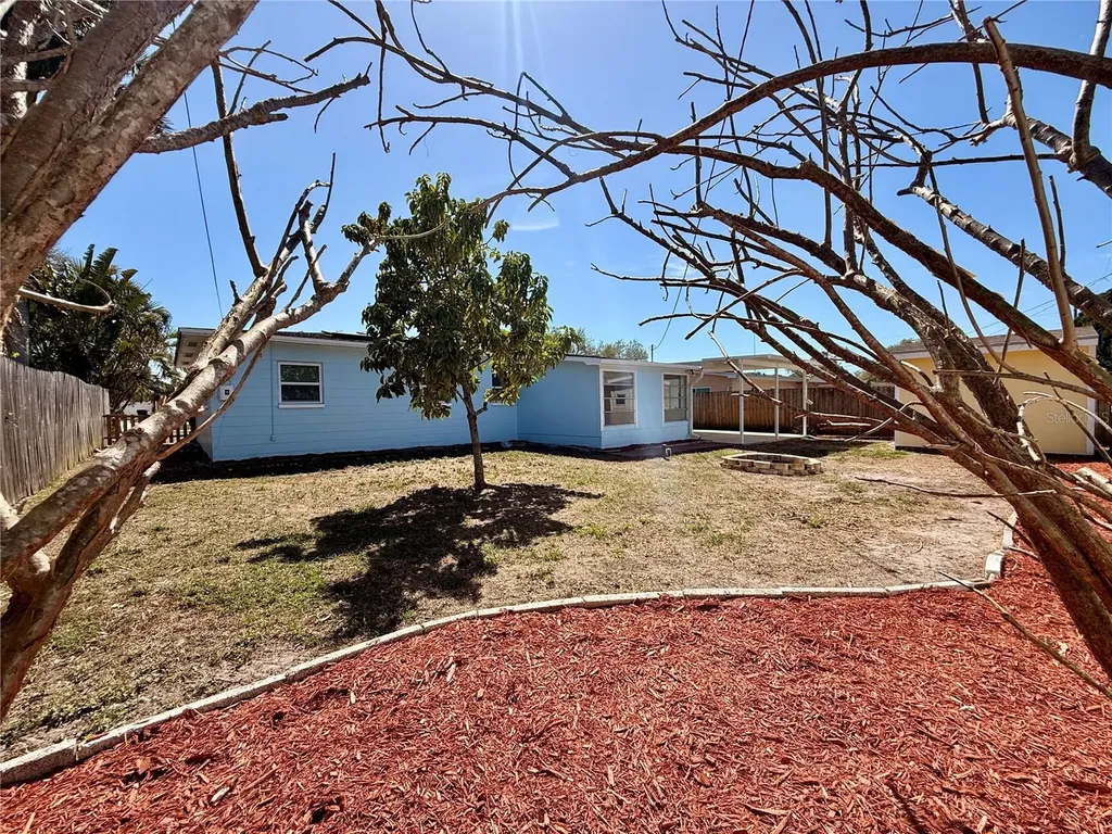 4773 56th Avenue N St Petersburg FL 33714