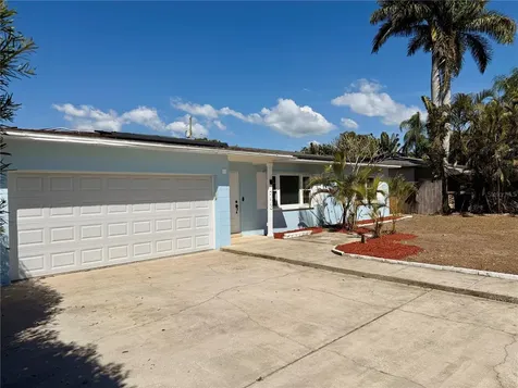 4773 56th Avenue N St Petersburg FL 33714