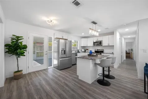 4916 Carlyle Road Tampa FL 33615