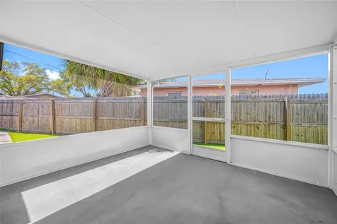 4916 Carlyle Road Tampa FL 33615