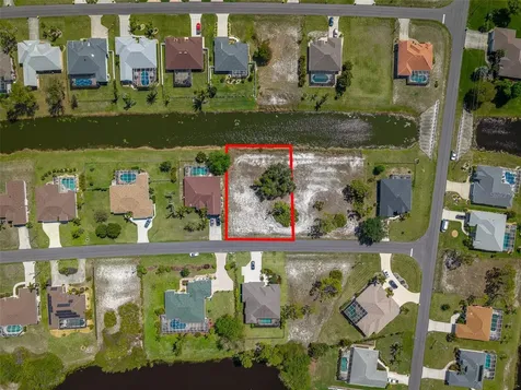 47 Medalist Lane Rotonda West FL 33947