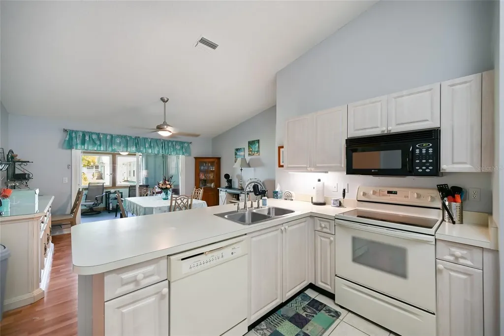 3949 38th Street W Bradenton FL 34205