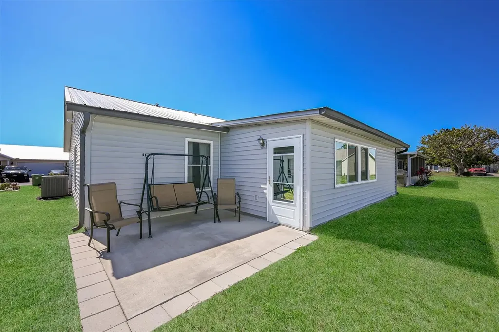 3949 38th Street W Bradenton FL 34205
