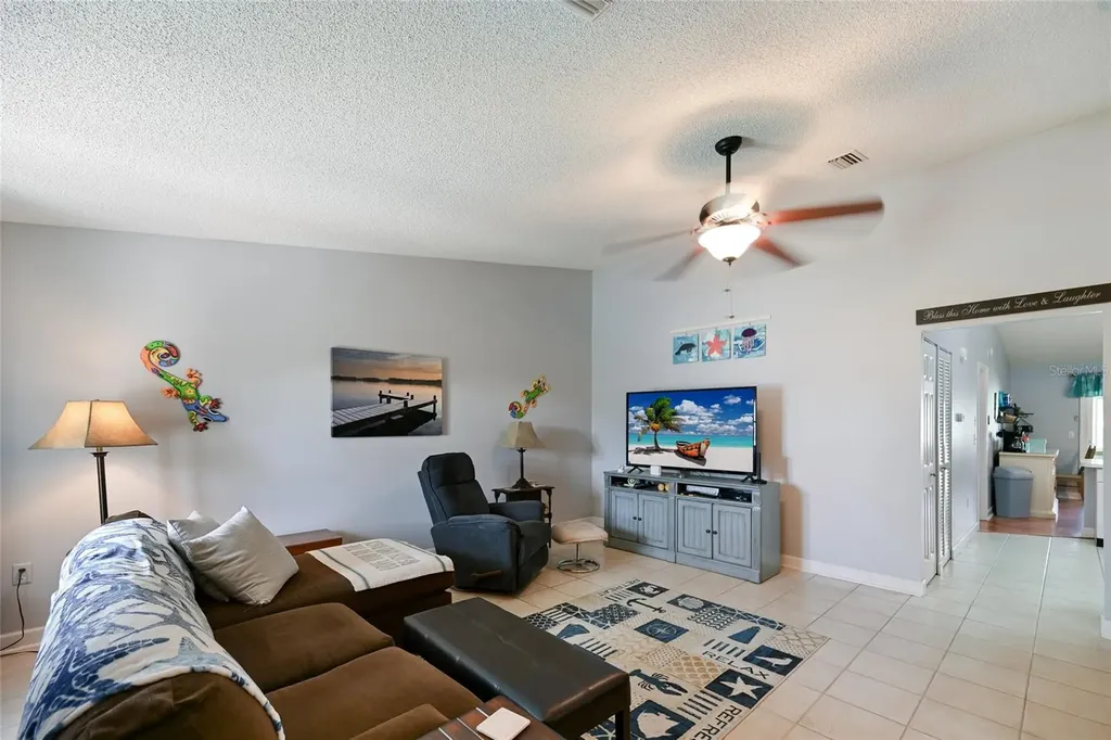 3949 38th Street W Bradenton FL 34205