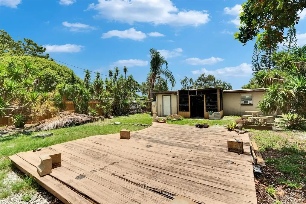 10549 112th Avenue Largo FL 33773