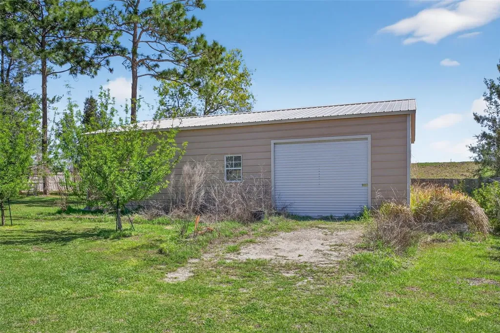 17478 Maberly Road Weeki Wachee FL 34614