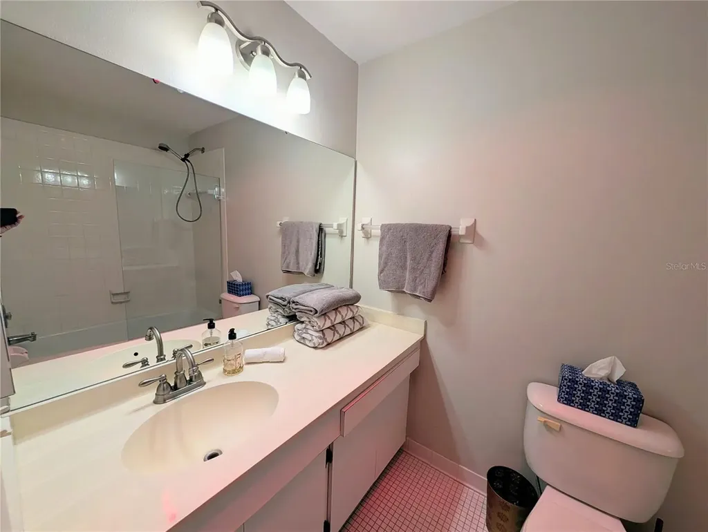 6896 W Country Club Lane Sarasota FL 34243