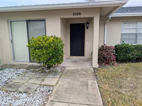 6896 W Country Club Lane Sarasota FL 34243