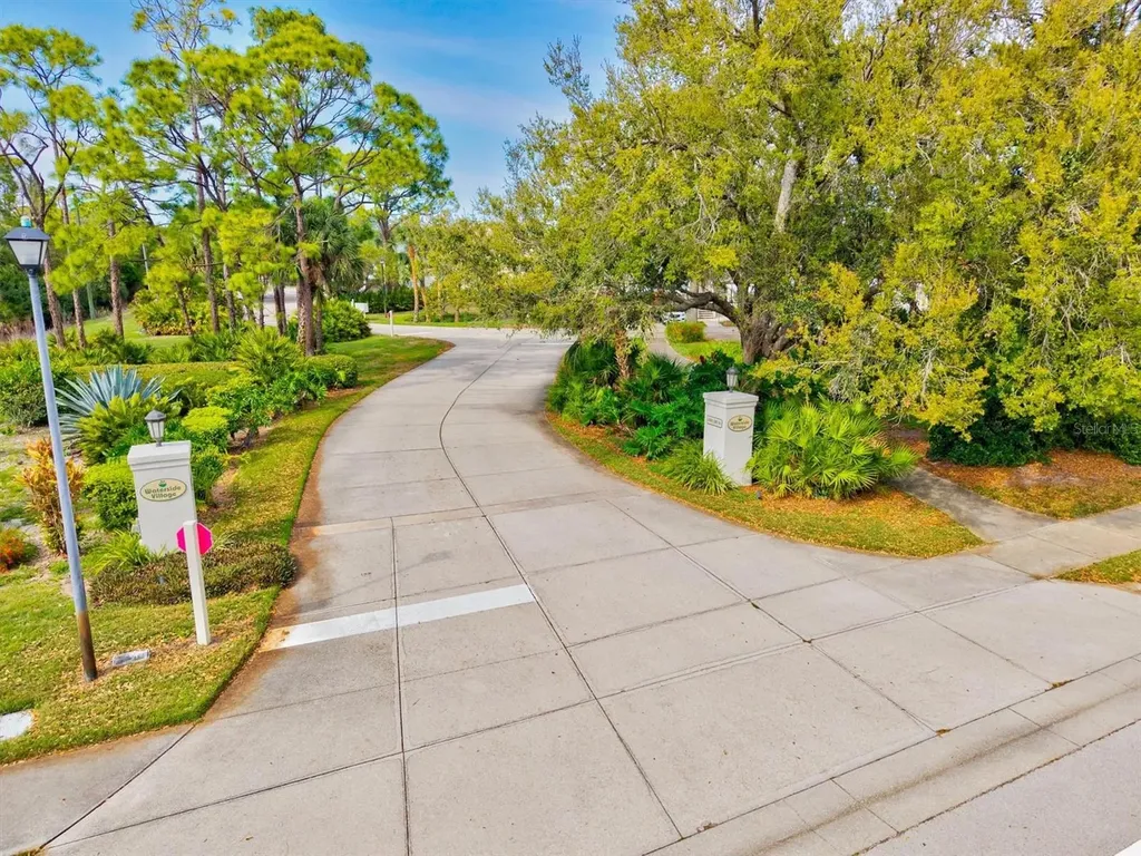 404 Laurel Lake Drive Venice FL 34292