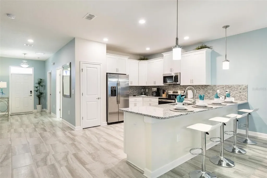 9045 Stinger Drive Davenport FL 33896