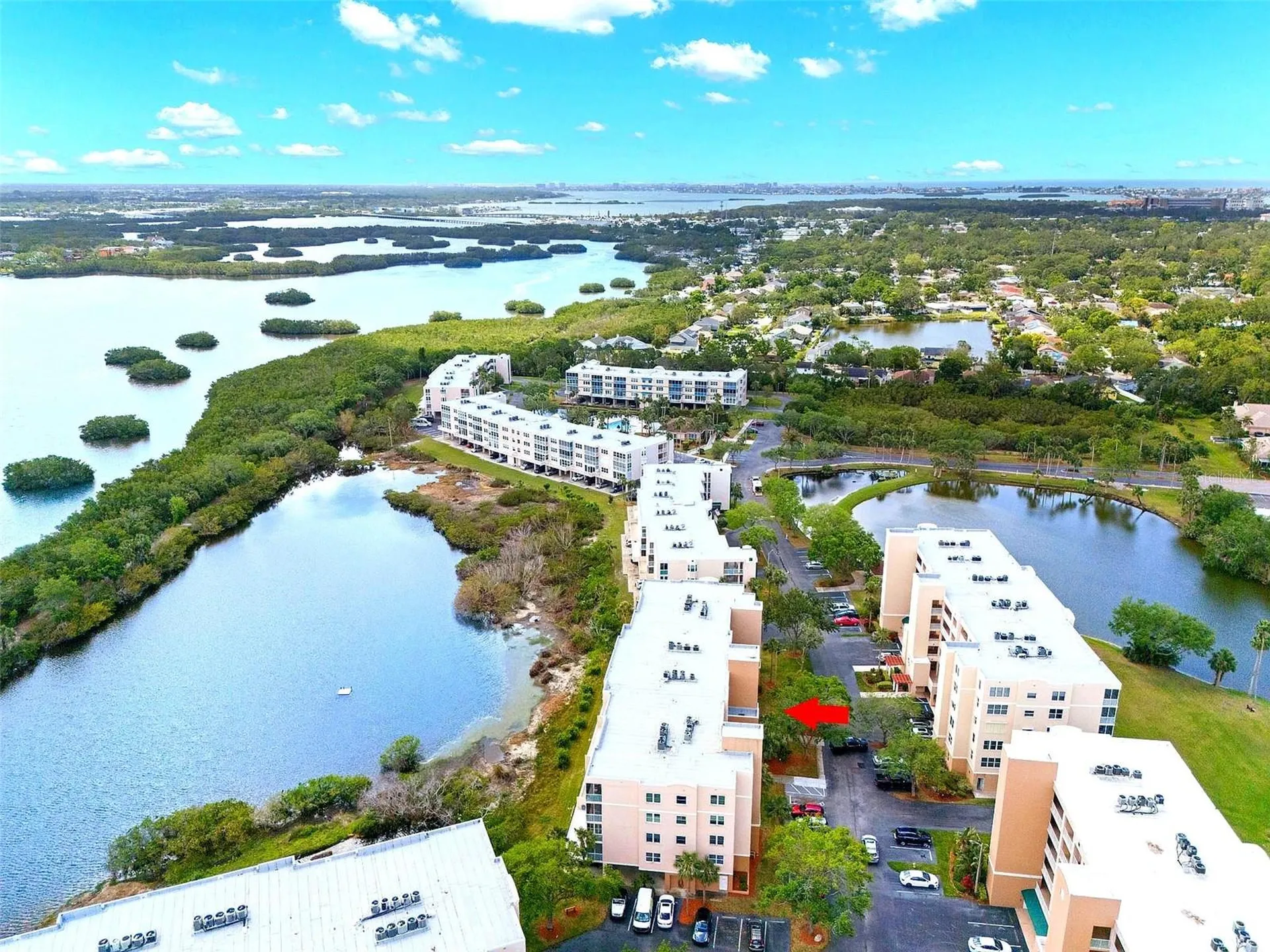 6475 Shoreline Drive St Petersburg FL 33708