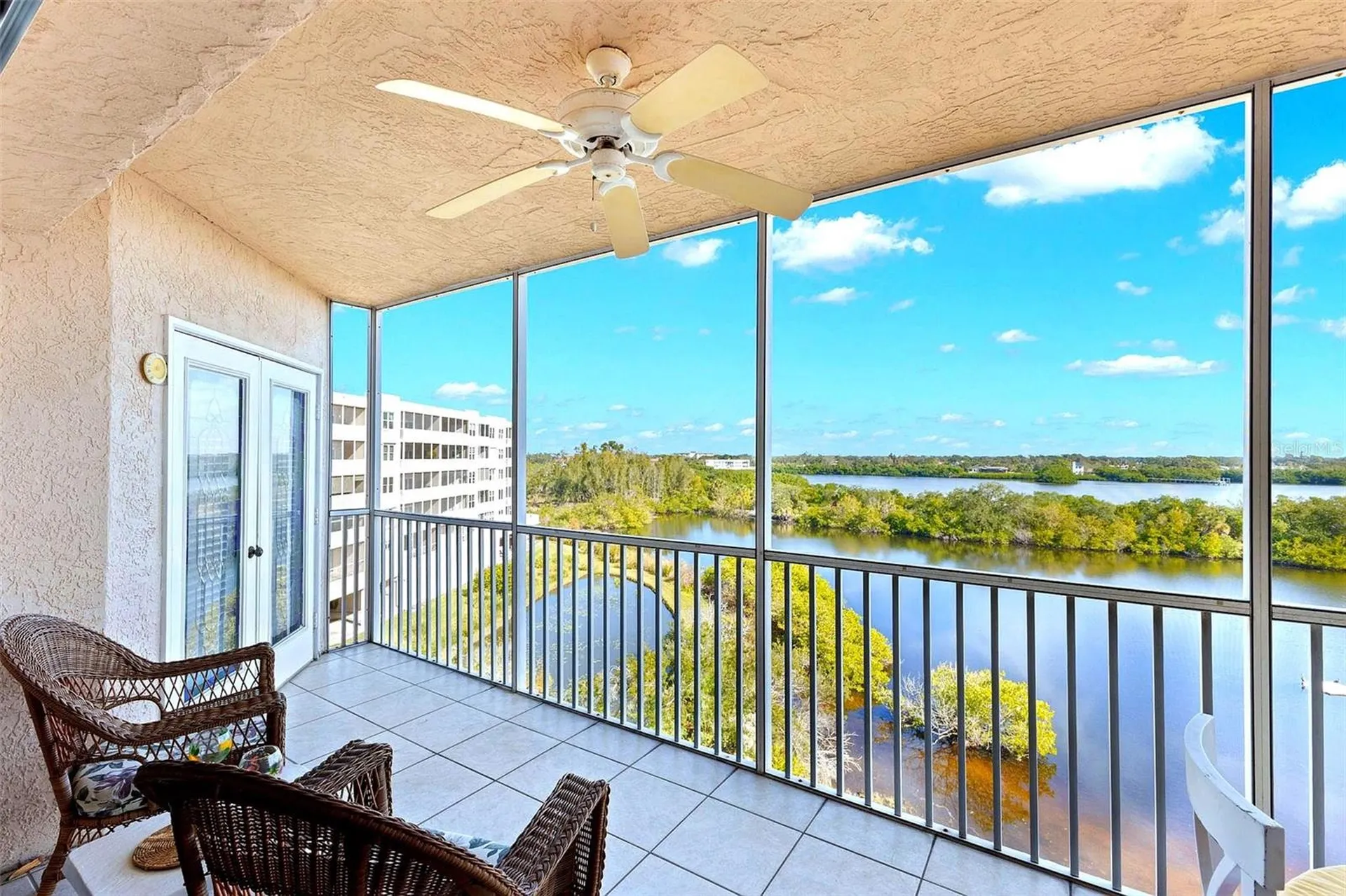 6475 Shoreline Drive St Petersburg FL 33708