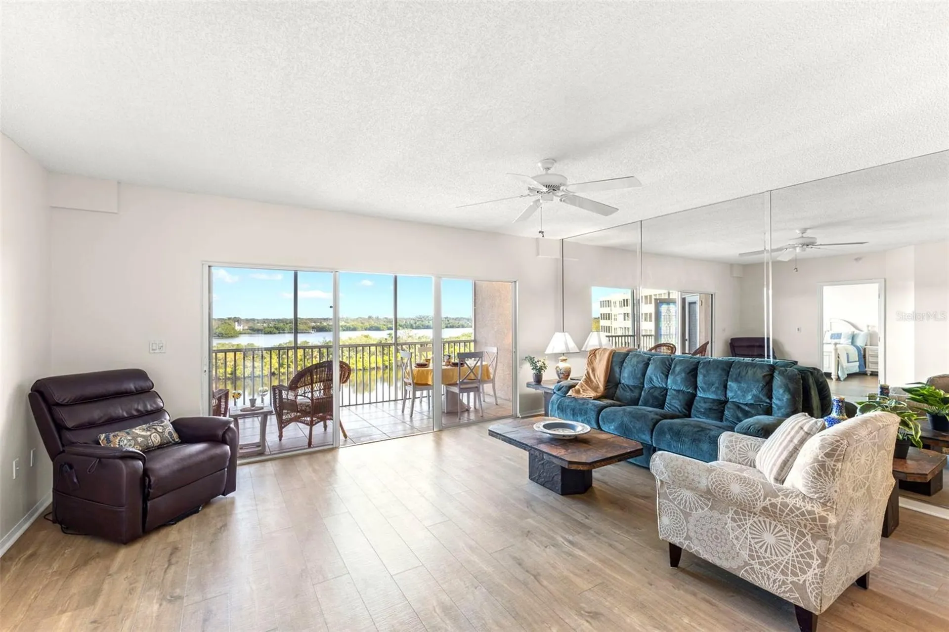 6475 Shoreline Drive St Petersburg FL 33708