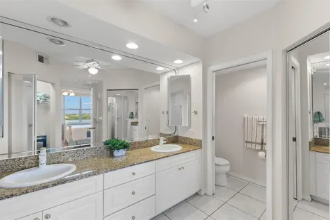6475 Shoreline Drive St Petersburg FL 33708