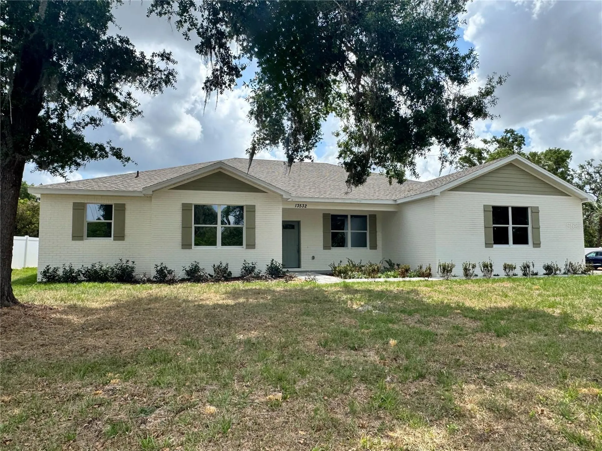 13532 14th Street Dade City FL 33525