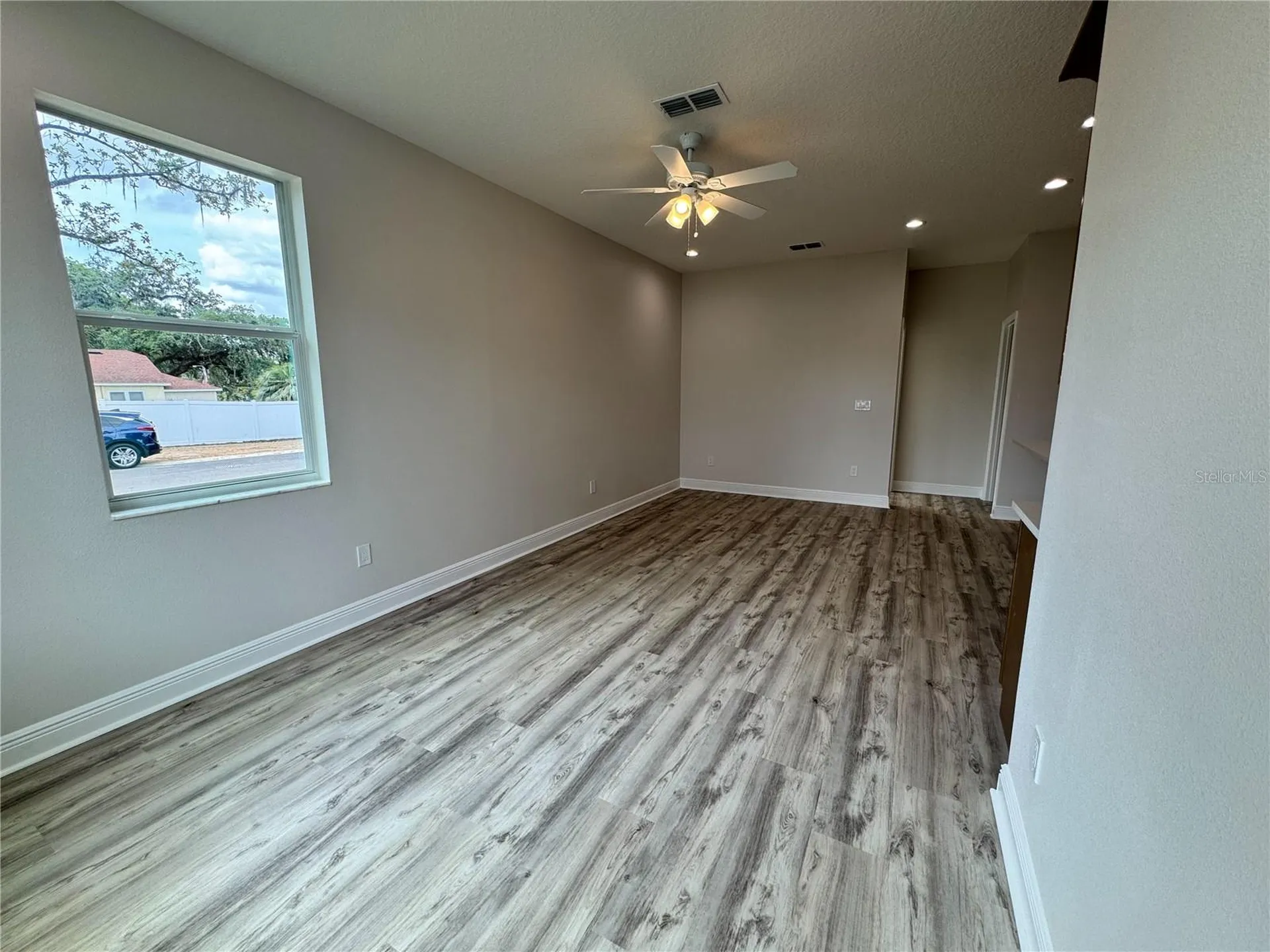 13532 14th Street Dade City FL 33525