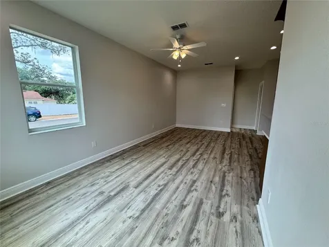 13532 14th Street Dade City FL 33525