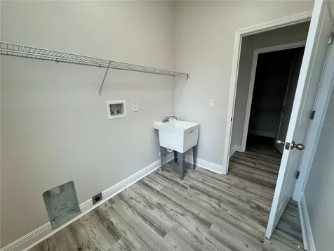 13532 14th Street Dade City FL 33525