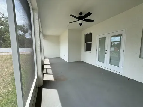 13532 14th Street Dade City FL 33525