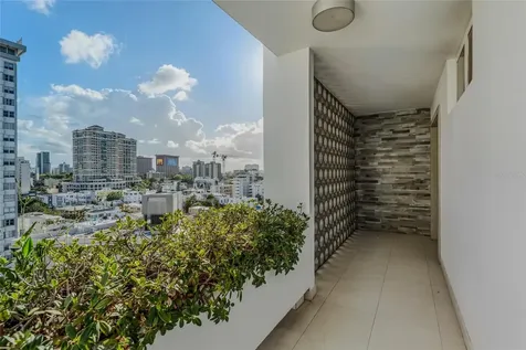 54 Kings Court Street San Juan PR 00911