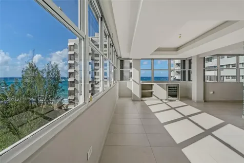 54 Kings Court Street San Juan PR 00911