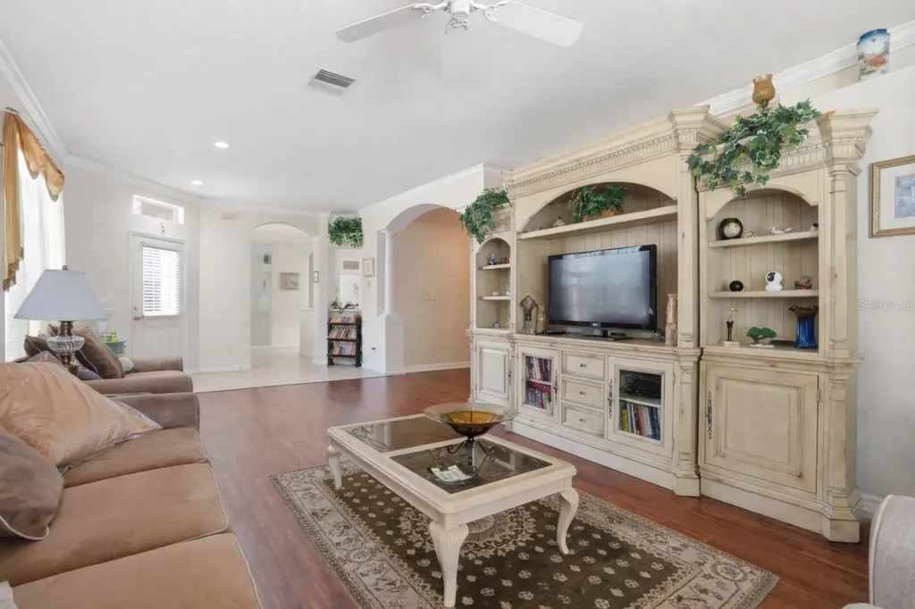 19112 White Wing Place Tampa FL 33647