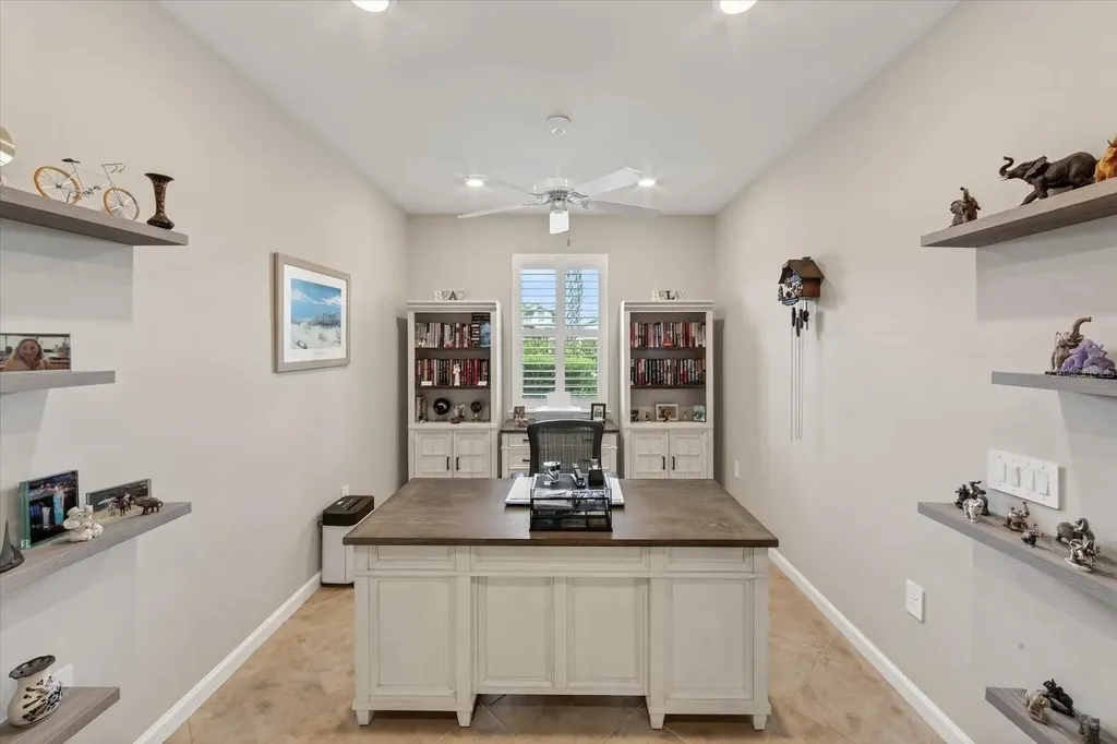 17905 Manchester Place Bradenton FL 34202