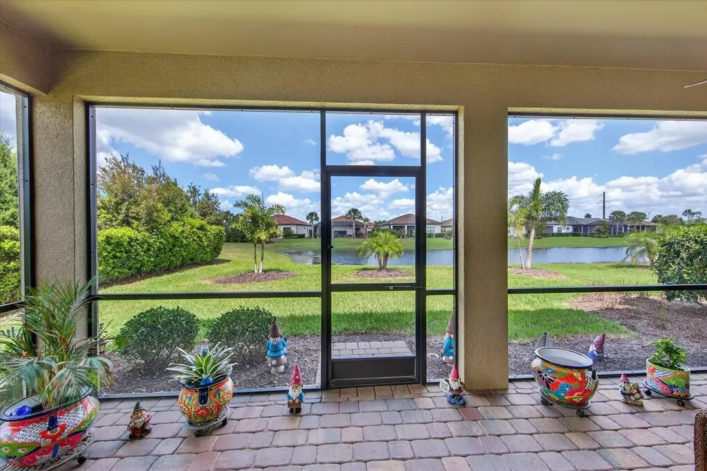17905 Manchester Place Bradenton FL 34202