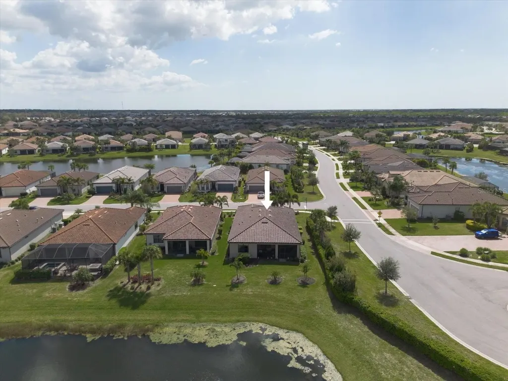17905 Manchester Place Bradenton FL 34202
