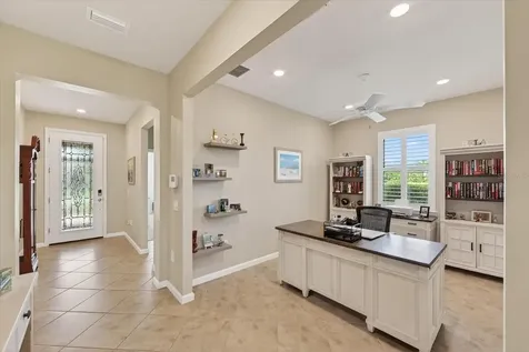 17905 Manchester Place Bradenton FL 34202