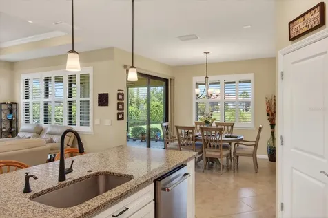 17905 Manchester Place Bradenton FL 34202