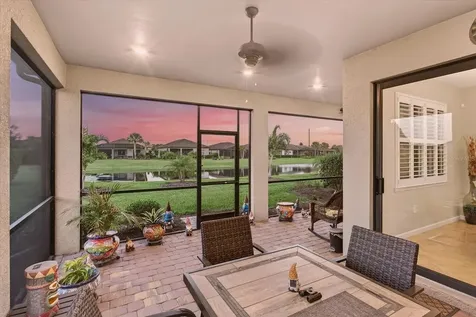 17905 Manchester Place Bradenton FL 34202