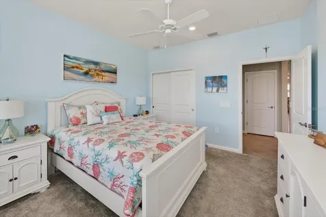 17905 Manchester Place Bradenton FL 34202