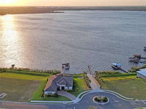 250 Amaryllis Way Lake Alfred FL 33850