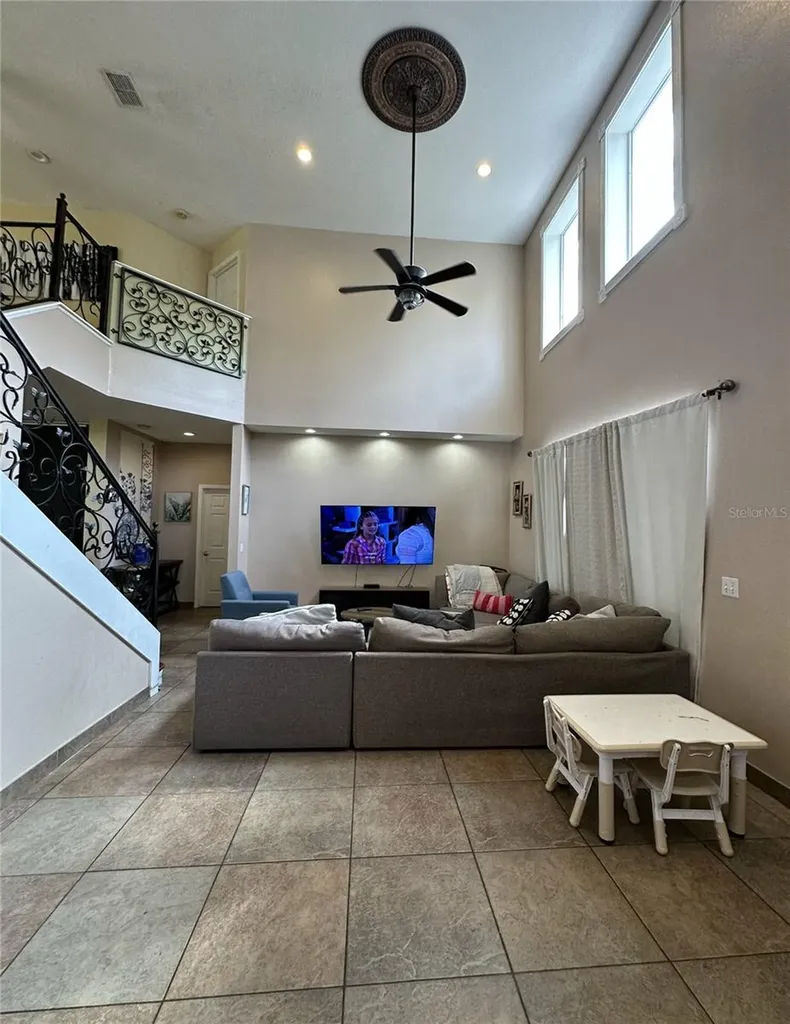 418 Marlberry Leaf Court Kissimmee FL 34758