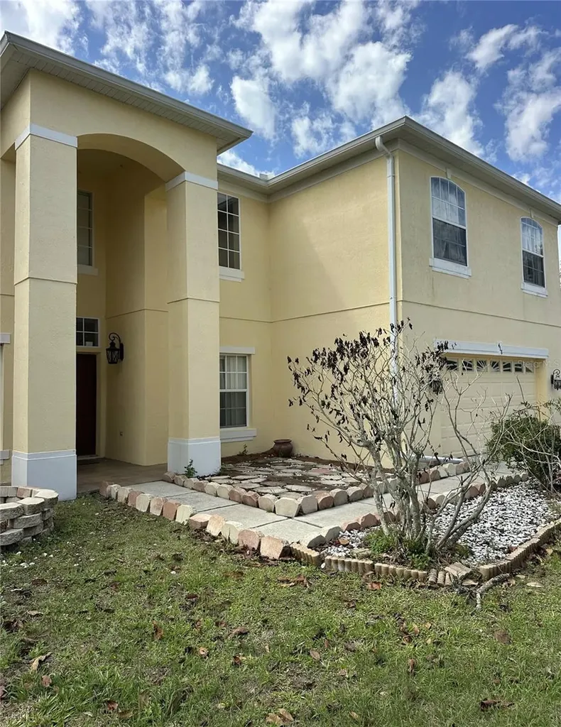 418 Marlberry Leaf Court Kissimmee FL 34758