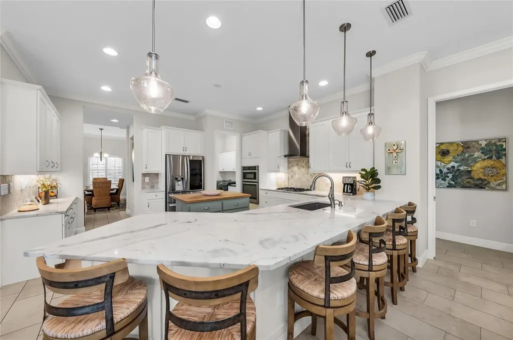6224 Signature Pointe Lane Bradenton FL 34210